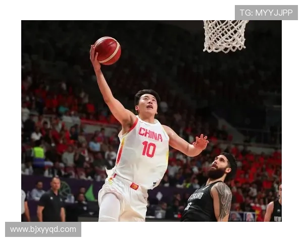 中国男篮新赛季备战提速 重点调整战术体系迎接国际大赛挑战