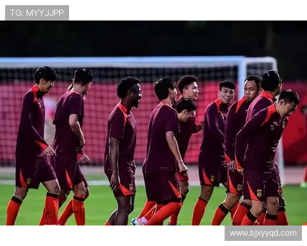 中国足球迎来新变革 国足集训名单首次加入年轻新星