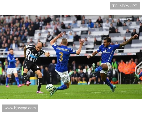 纽卡斯尔联队豪取关键胜利主帅盛赞球队团结精神重燃英超争四希望