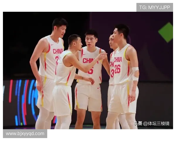 中国男篮力克菲律宾成功晋级亚洲杯四强 易建联回归助球队稳步前行